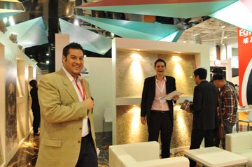 喜歡足球的石材朋友2014廈門展會可以看&ldquo;卡福&rdquo;了