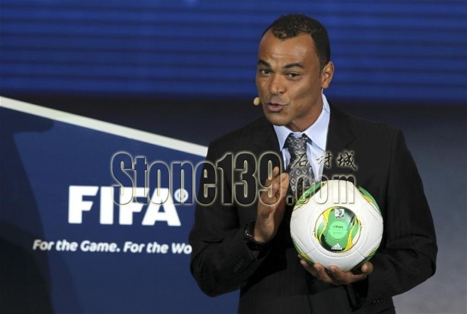 喜歡足球的石材朋友2014廈門展會可以看&ldquo;卡福&rdquo;了