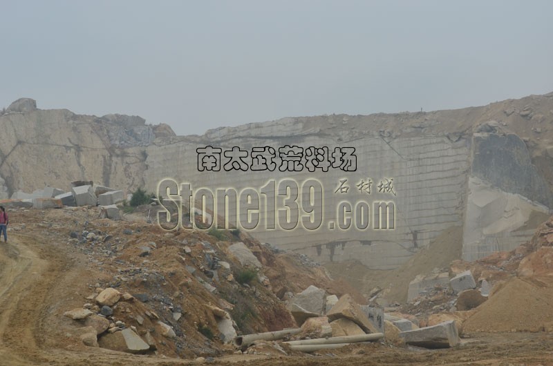 漳州龍?；◢弾r礦山 虎皮白正礦