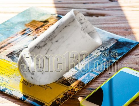 意大利設計師打造的大理石材質的手機音頻放大器8