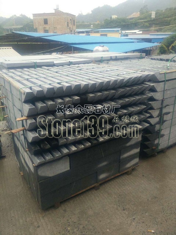 福建眾磊石材是黑色樹圍石、樹池石等654園林環(huán)境石材專業(yè)供應(yīng)商