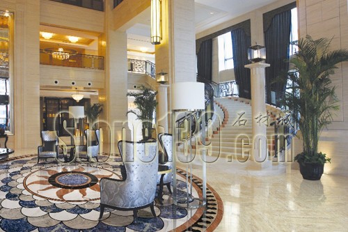 大理石拼花裝飾總有一種豪華氣派的特點