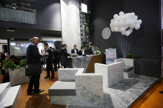 江西雅高礦業(yè)2015廈門(mén)石材展展廳現(xiàn)場(chǎng)圖片