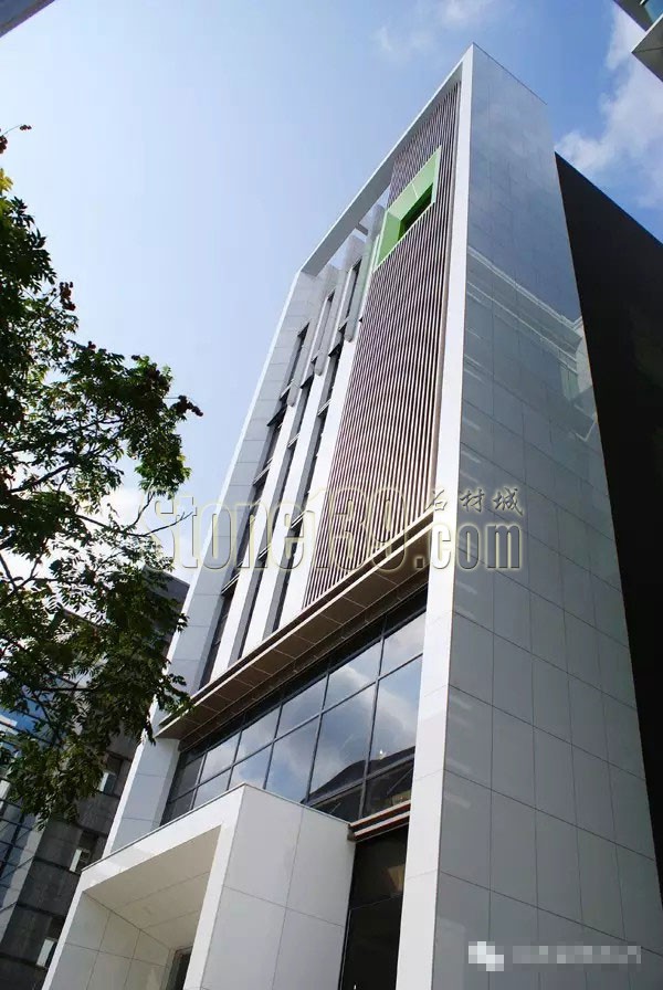 臺北內湖的飛龍照明大樓白色微晶石外墻應用