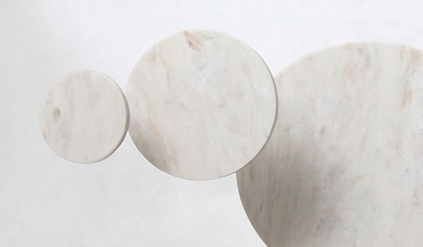 大理石蘑菇桌展示-來自太陽(yáng)系行星的設(shè)計(jì)靈感