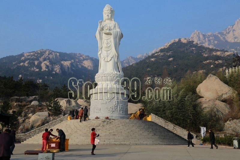 大理石內裝金碧輝煌 花崗巖外裝記錄歲月滄桑