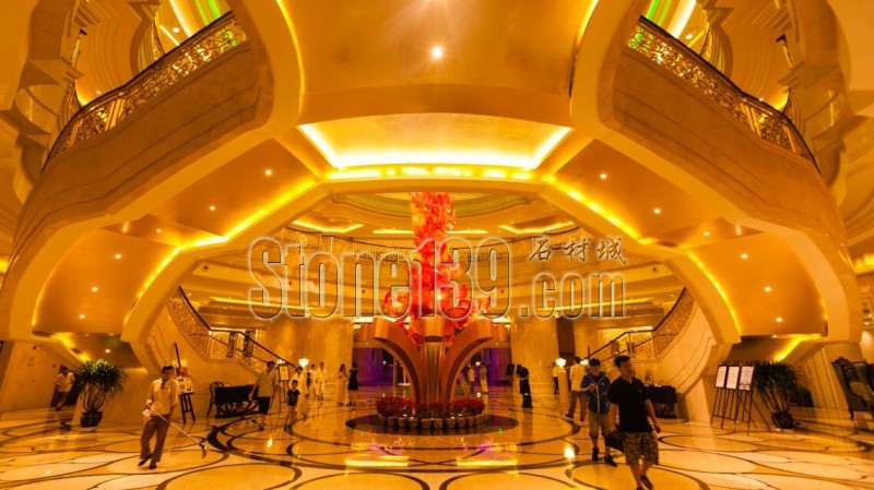 大理石內裝金碧輝煌 花崗巖外裝記錄歲月滄桑