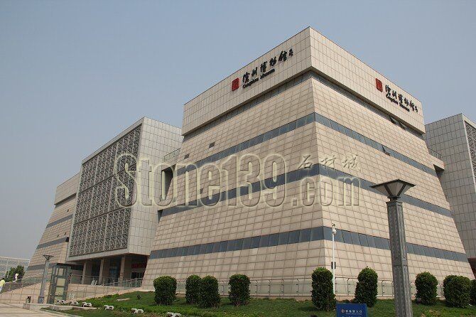 大理石內裝金碧輝煌 花崗巖外裝記錄歲月滄桑