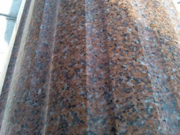 紅色石材圓柱批發