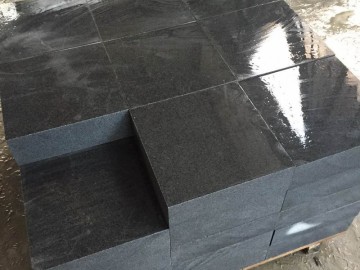 芝麻黑超厚規格板磨光面