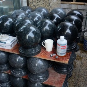 黑色花崗巖石球 圓球批發