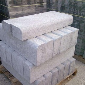 河南芝麻灰路沿石成品供應