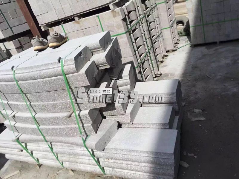 恒毅輝杰石材主營花崗巖欄桿、圓球、仿型異形等石材加工產品