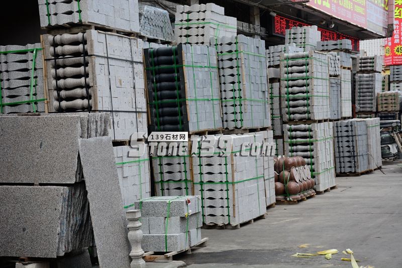 恒毅輝杰石材主營花崗巖欄桿、圓球、仿型異形等石材加工產品