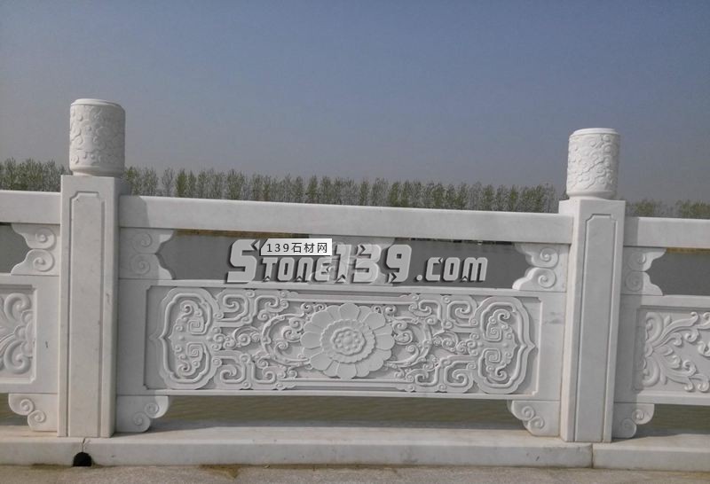 超南石業主營石材欄桿/圓球/桌椅/洗衣池/浮雕/異形線條等石材工藝產品