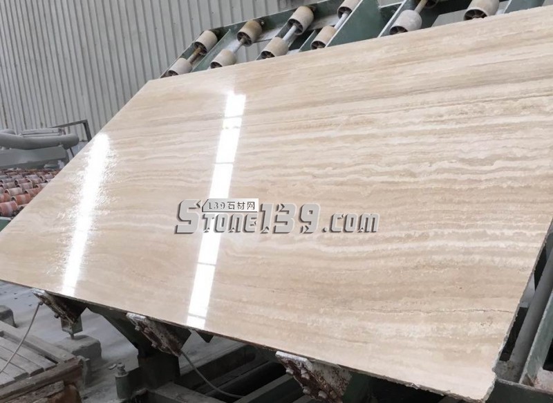 光宇石業(yè)主營藍(lán)色妖姬（藍(lán)山灰）、蔚藍(lán)海岸（紫羅蘭）、阿曼玫瑰、意大利冰玉等大理石產(chǎn)品