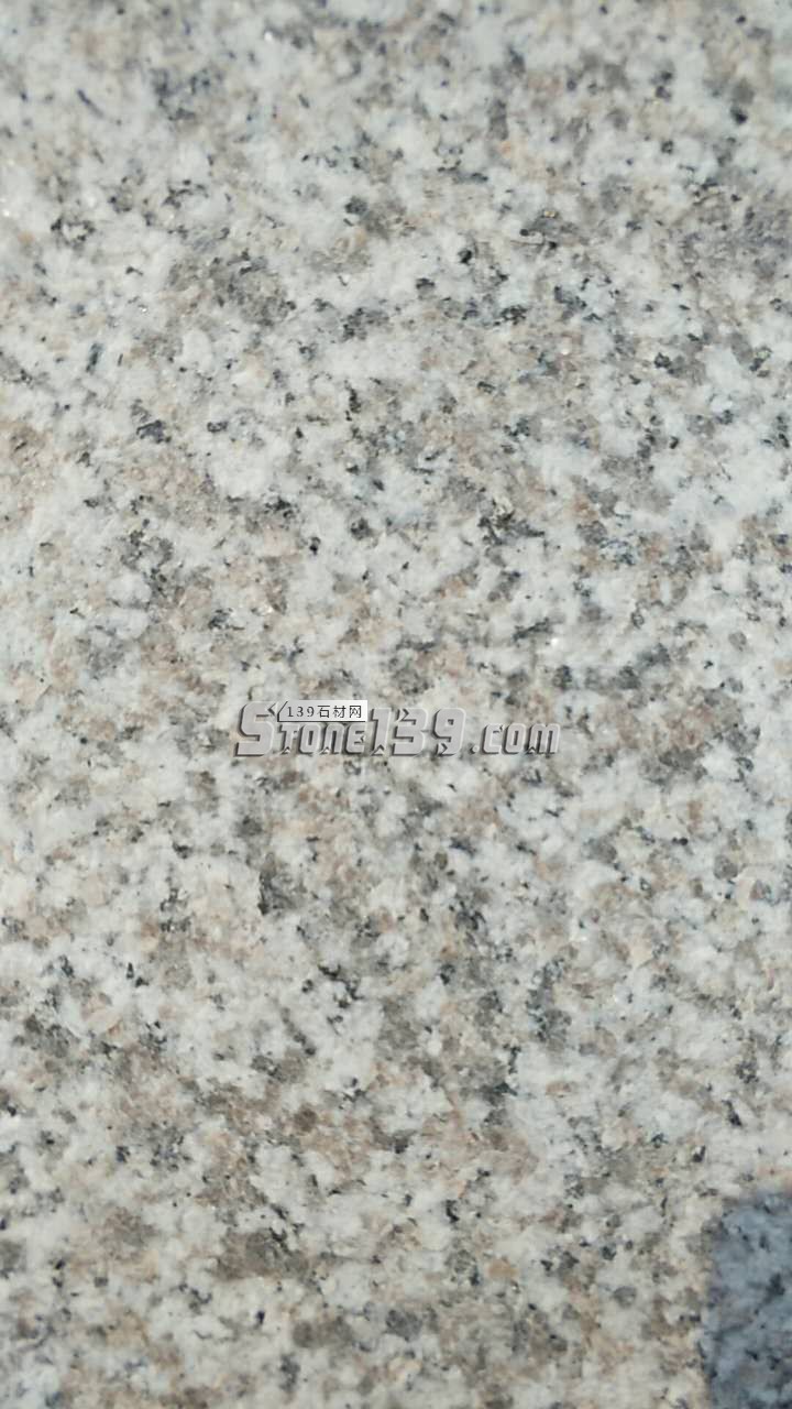 遼寧興城市名帛石材主營青山白、虎皮花、芝麻白等花崗巖產品