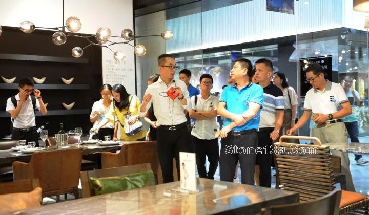 福建省旅發委、經信委相關領導實地考察水頭知名石材企業
