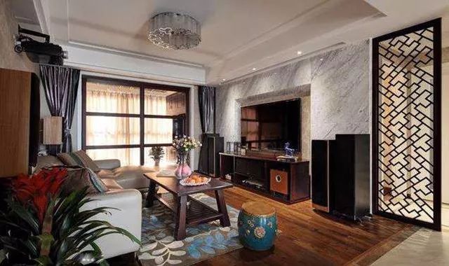 各種風格的石材電視墻讓人眼花繚亂