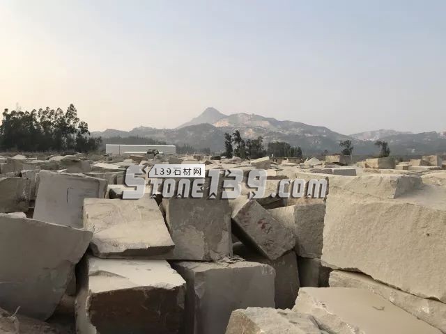 南安石井鎮(zhèn)征遷:1000畝23萬(wàn)立方石材荒料乾坤大挪移