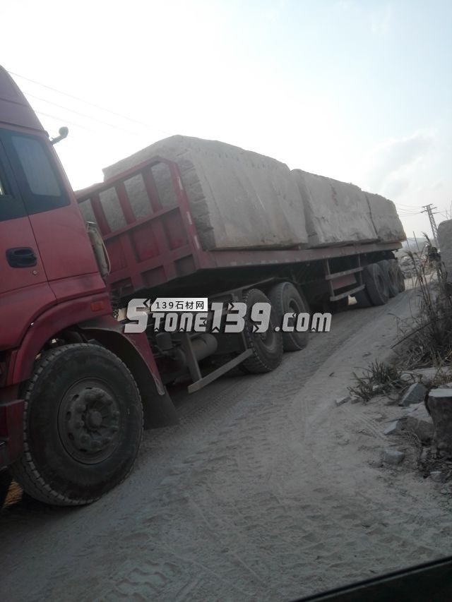南安石井鎮(zhèn)征遷:1000畝23萬(wàn)立方石材荒料乾坤大挪移