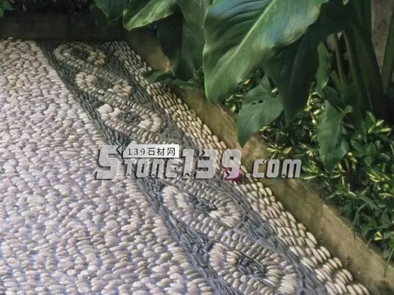 實用與藝術感并存&mdash;鵝卵石的鋪裝應用