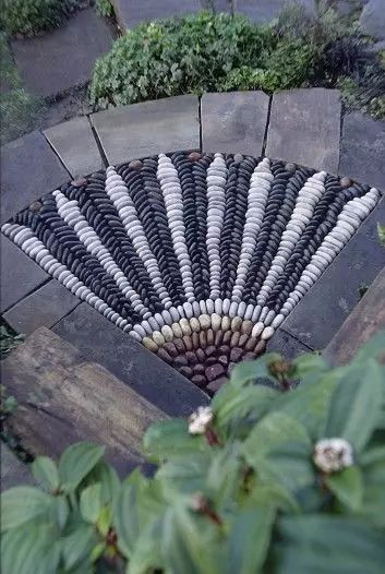 實用與藝術感并存&mdash;鵝卵石的鋪裝應用