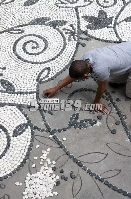 實用與藝術感并存&mdash;鵝卵石的鋪裝應用