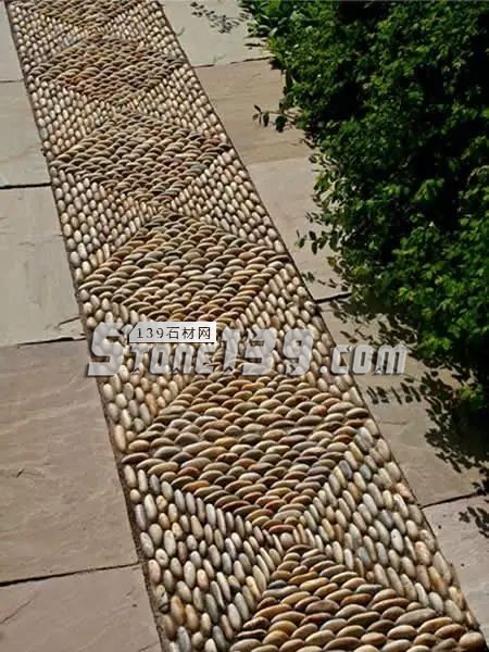 實用與藝術感并存&mdash;鵝卵石的鋪裝應用