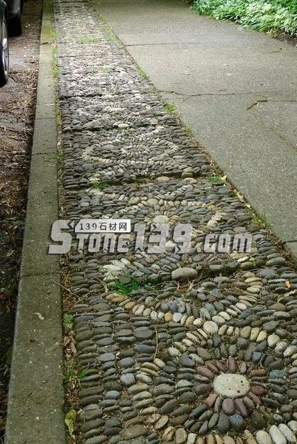 實用與藝術感并存&mdash;鵝卵石的鋪裝應用