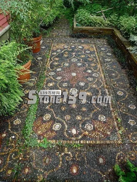 實用與藝術感并存&mdash;鵝卵石的鋪裝應用