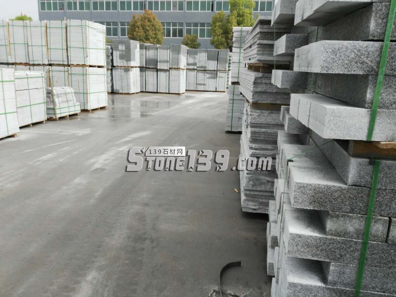 湖北麻城市東辰石業主營芝麻白花崗巖、承接麻城白麻石材工程訂單