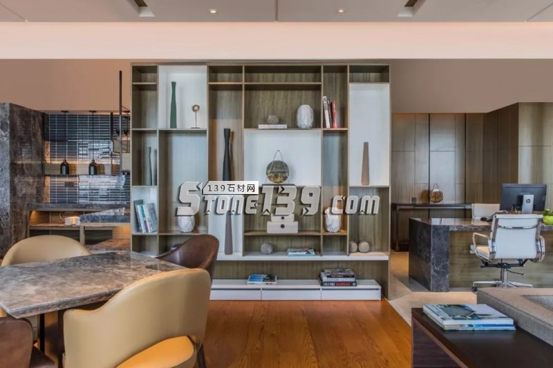 大理石與現代文化碰撞城市新記憶