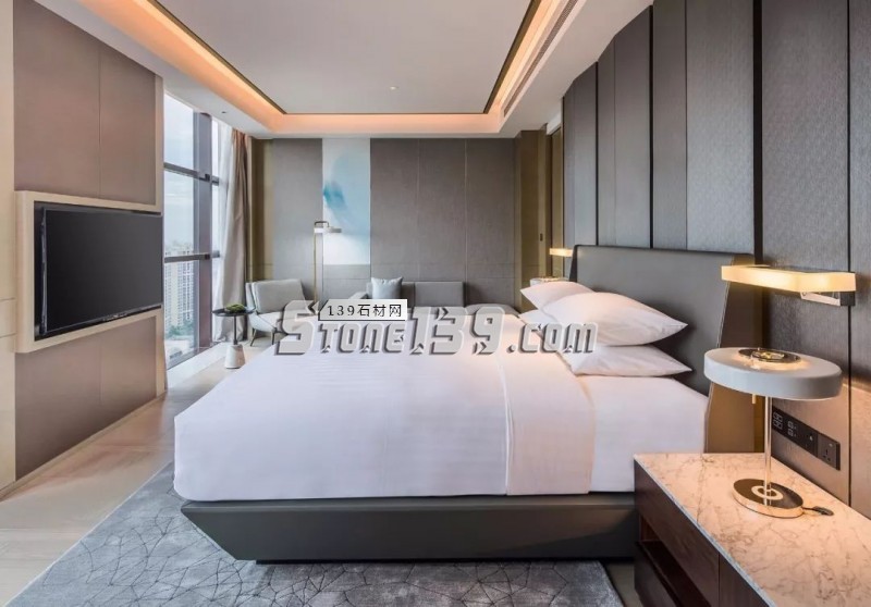 大理石與現代文化碰撞城市新記憶