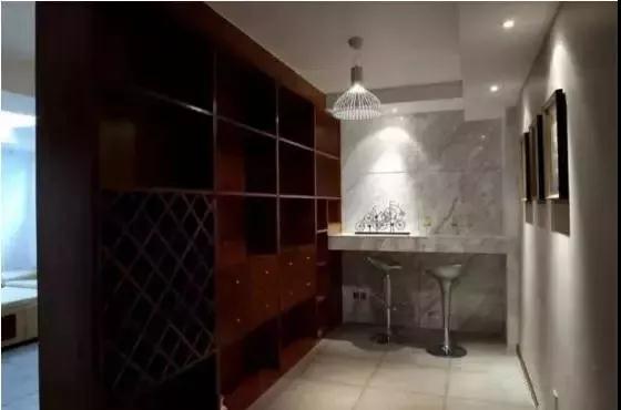 石材裝飾中大理石吧臺桌常見的幾種風格 大理石吧臺