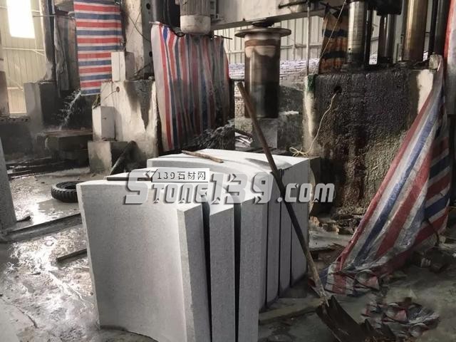 花崗巖石材圓柱加工過程圖解