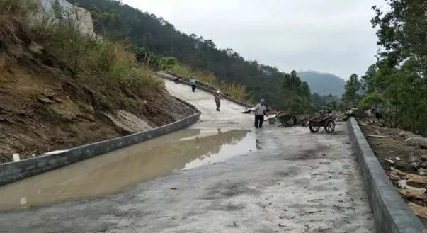 廣東海浪花石材產地信宜大成投200萬元環保，努力打造綠色礦山