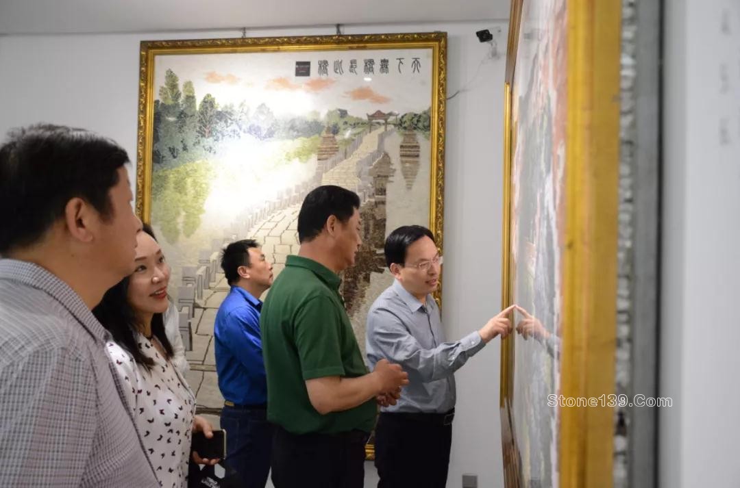 湖北團風縣領導率隊考察調研福建水頭石材企業