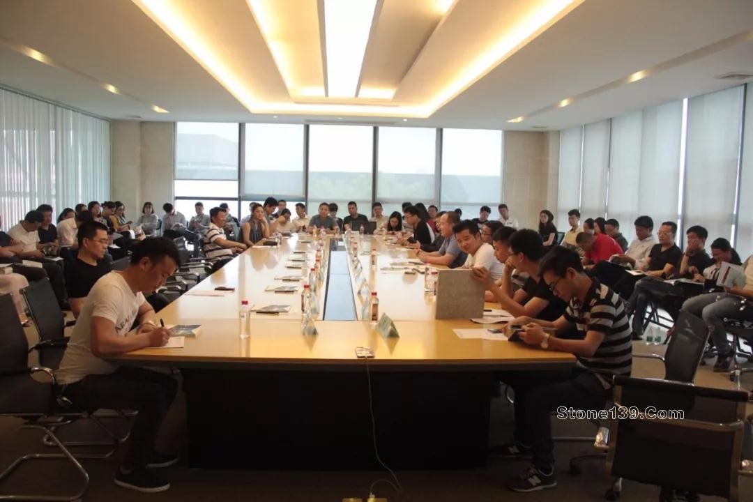 廈門市&middot;南安市石材外經(jīng)貿(mào)協(xié)會在水頭舉辦石材資源與外貿(mào)公司對接會