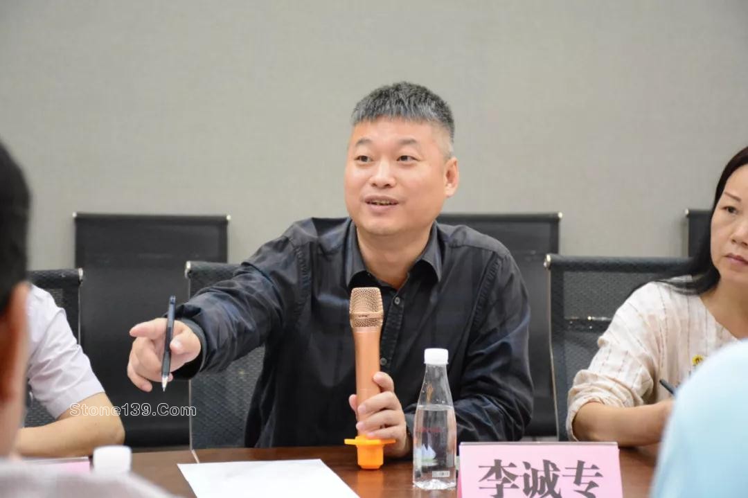 洋口港集裝箱運輸航線將于6月份開通,管委會一行到水頭做考察交流