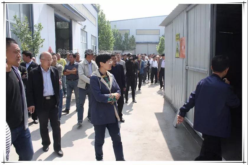 山東五蓮縣召開石材加工企業規范會議現場"