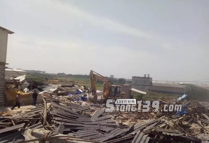 福建南安市石井鎮召開環保督查“回頭看”整改工作會 石井鎮召開環保督查“回頭看”整改工作會現場