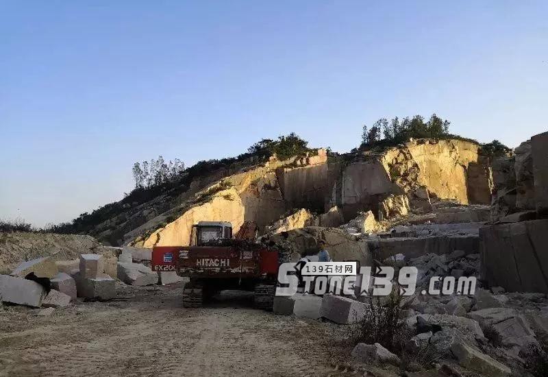 福建南安市石井鎮召開環保督查“回頭看”整改工作會 石井鎮召開環保督查“回頭看”整改工作會現場