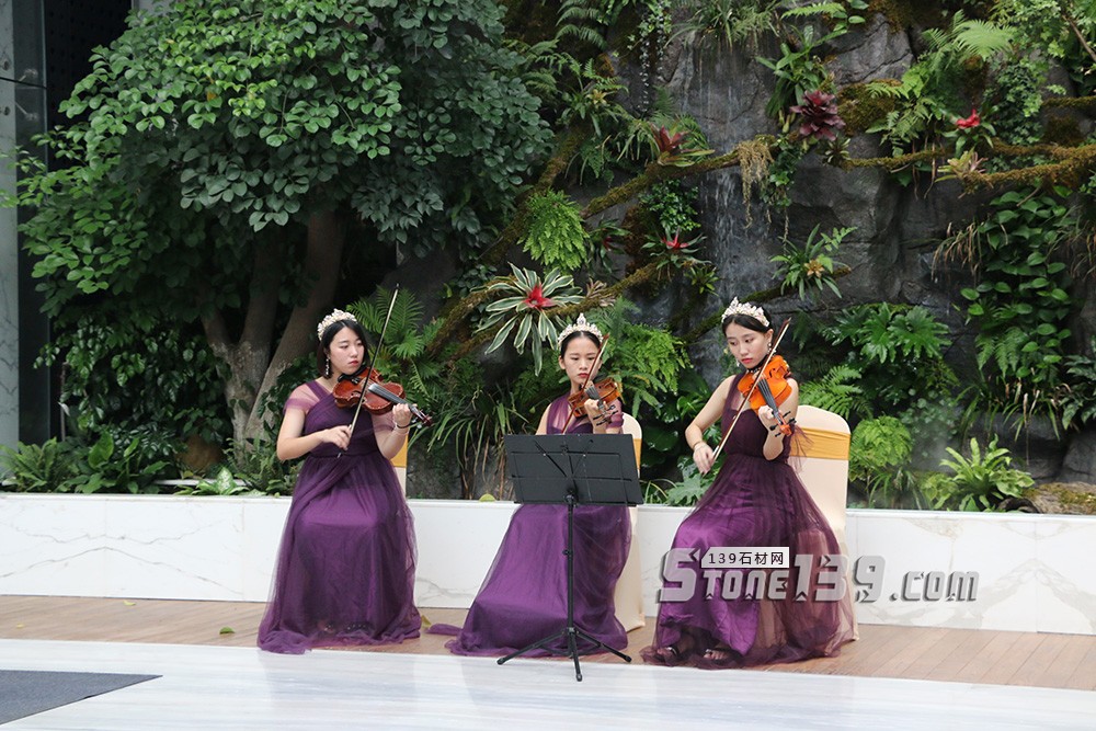 順發石代廣場開業盛典暨2018順發石尚發布會盛大啟幕 2018順發石代廣場開業盛典現場圖