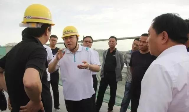 盟委委員、旗委書記王旺盛一行到吉蘭泰鎮(zhèn)調(diào)研石材園區(qū)，附主營產(chǎn)品