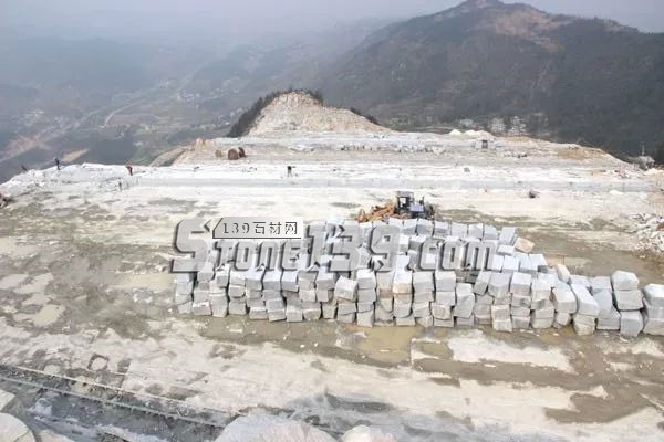 湖北丨羅田縣（芝麻灰）石材開采環保整改工作取得實效