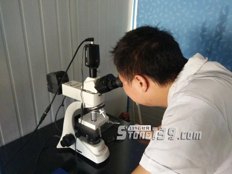 好好地賣膠水，這家公司為何還開了研究院？