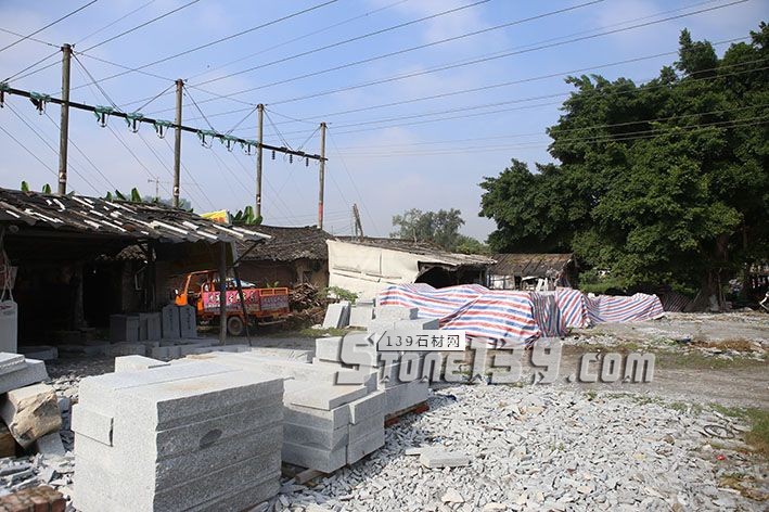 廣東羅定市大力整治大崗路石材加工點，為市民營造良好生活環境
