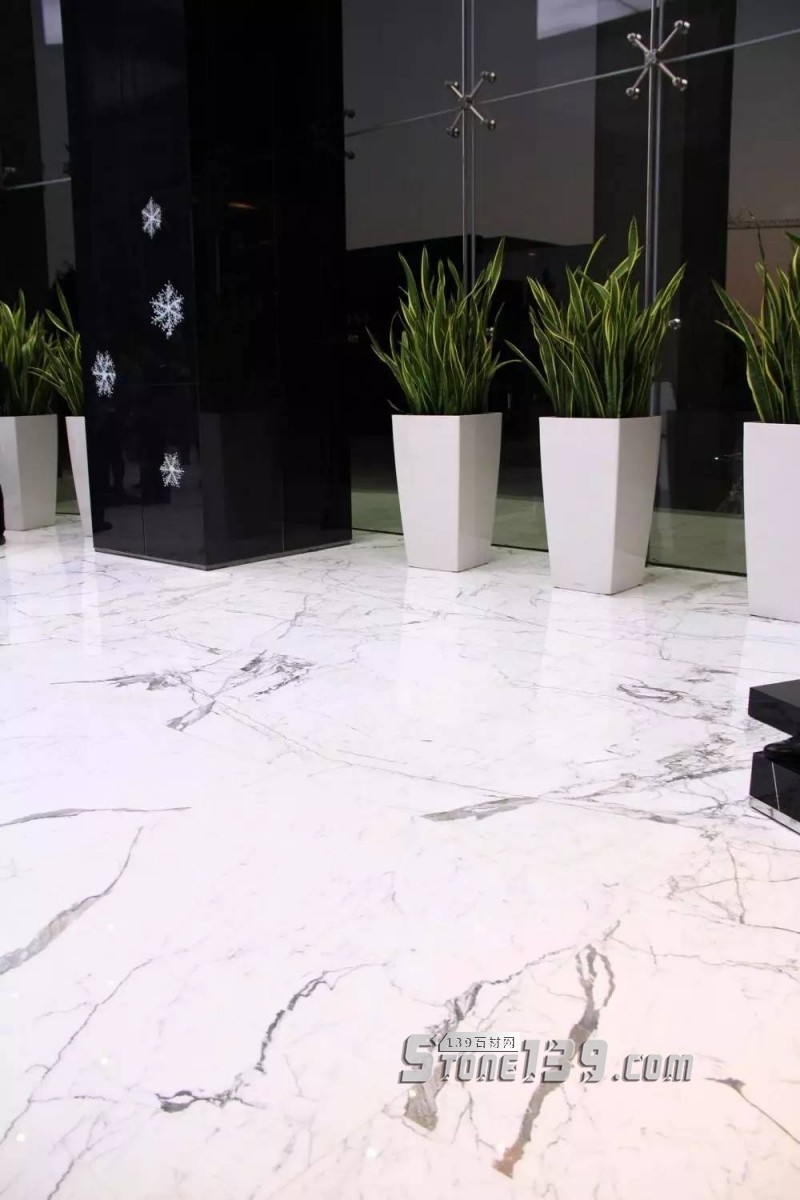雪花白大理石經(jīng)典裝飾設(shè)計(jì)案例-感受奢華紋理之美