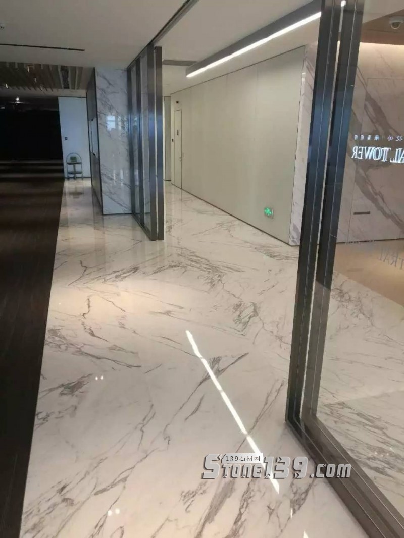 雪花白大理石經(jīng)典裝飾設(shè)計(jì)案例-感受奢華紋理之美